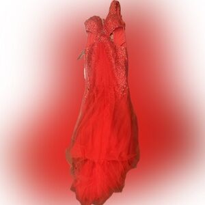 HZWL Red Gown floral embroidery tulle sequin train cutouts one shoulder NWT Lg